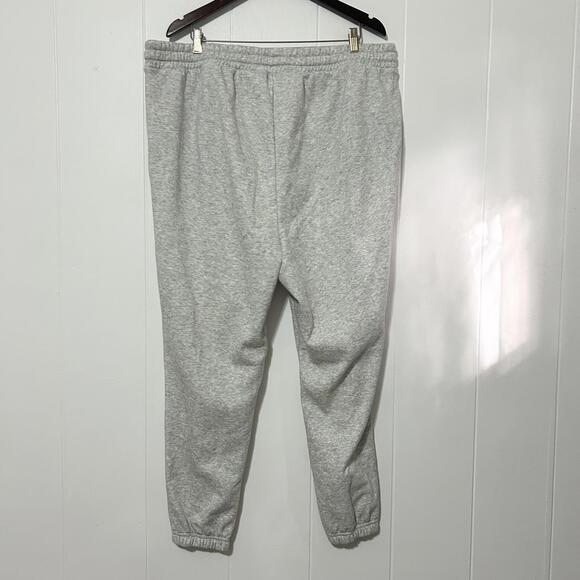 Fabletics Gray Eco The Go To Sweatpants Relaxed Fit Plus Size Women's 2X - Picture 2 of 3